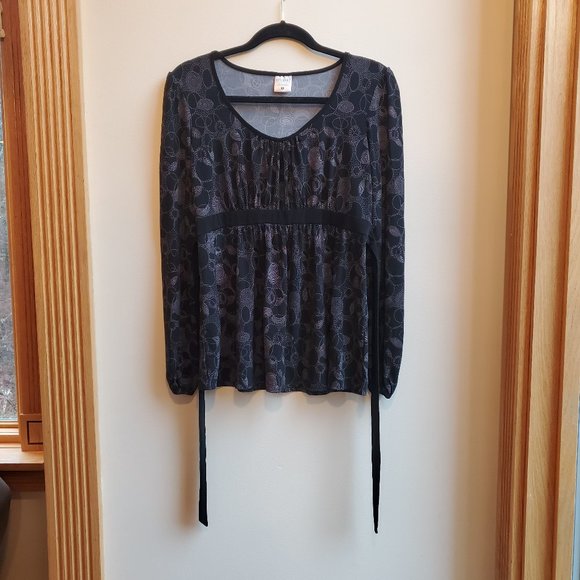 Motherhood Maternity Tie-Back Top Size Small - Picture 3 of 10